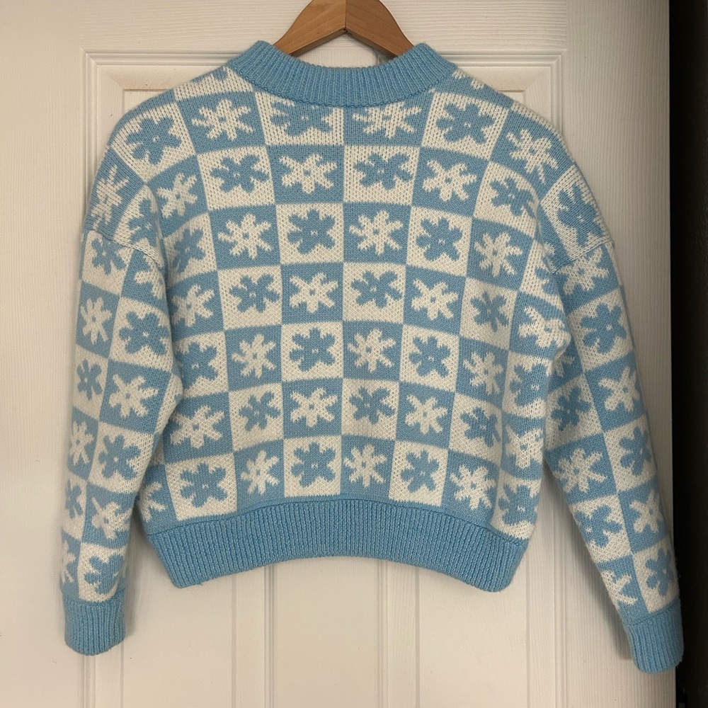 Lisa Says Gah Sky Blue and White Floral Sweater